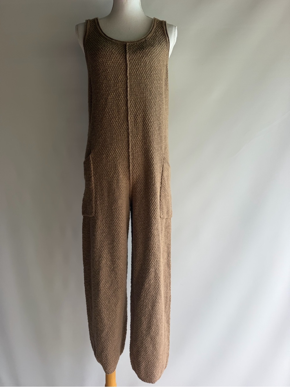 NWT Mable Sleeveless Knit Jumpsuit - sz S - Picture 3 of 6